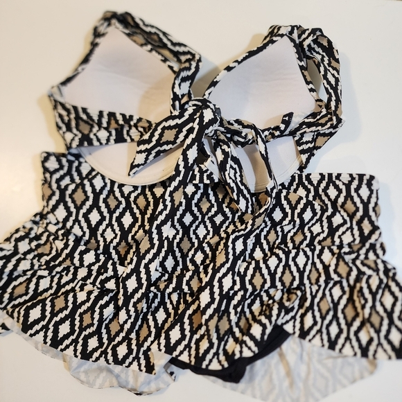 LA BLANCA 2 piece swimmer bikini set Fits M/L - Picture 4 of 13